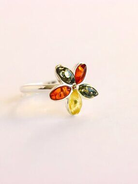 Baltic Amber Flower Ring in Sterling Silver